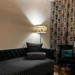 Avers House Apartman Narva