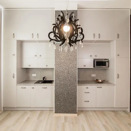 Avers House Апартаменты