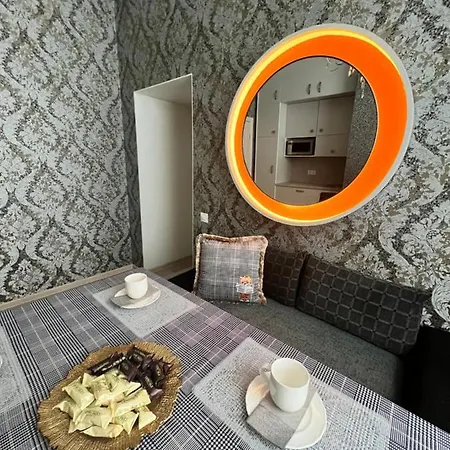 Avers House Narva