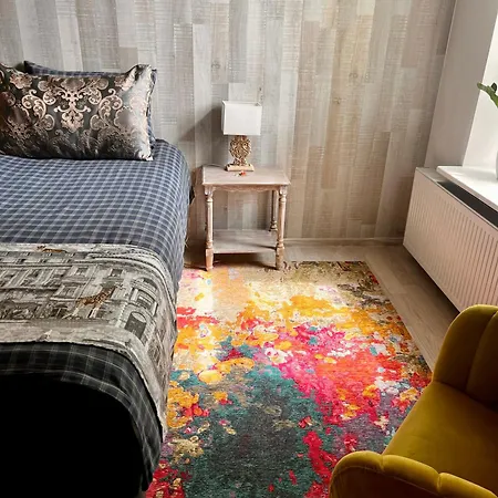 Avers House Apartment *