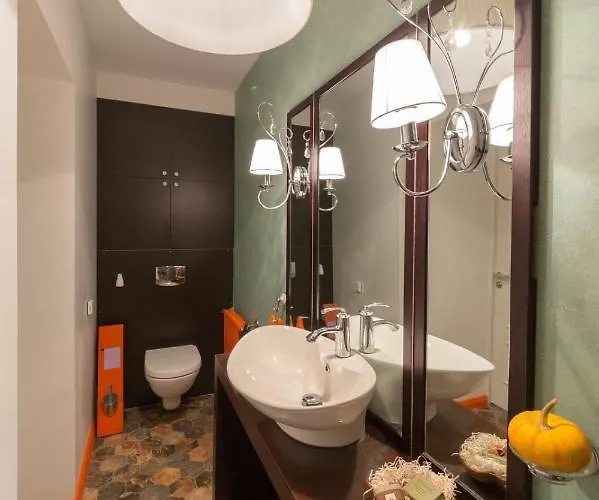 Avers House Apartament