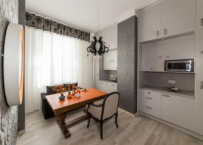 Avers House Apartament Narwa