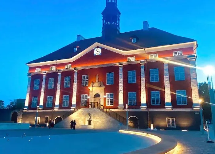 Apartament Avers House