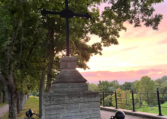 Avers House Apartament *