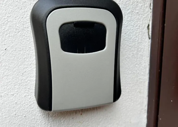 Apartament Avers House *