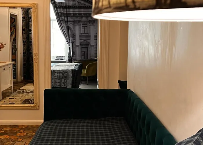 Apartament Avers House